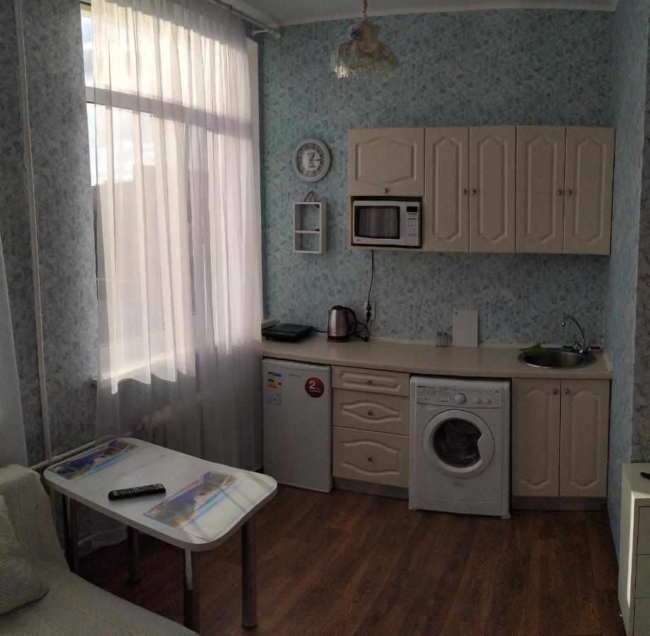 Center Sun Best Apartment Kharkiv Bagian luar foto